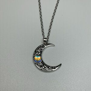 🌙Silver Crescent Moon Crystal Moonstone Pendant Necklace